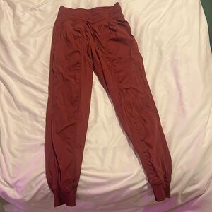 Mauve lululemon jogger